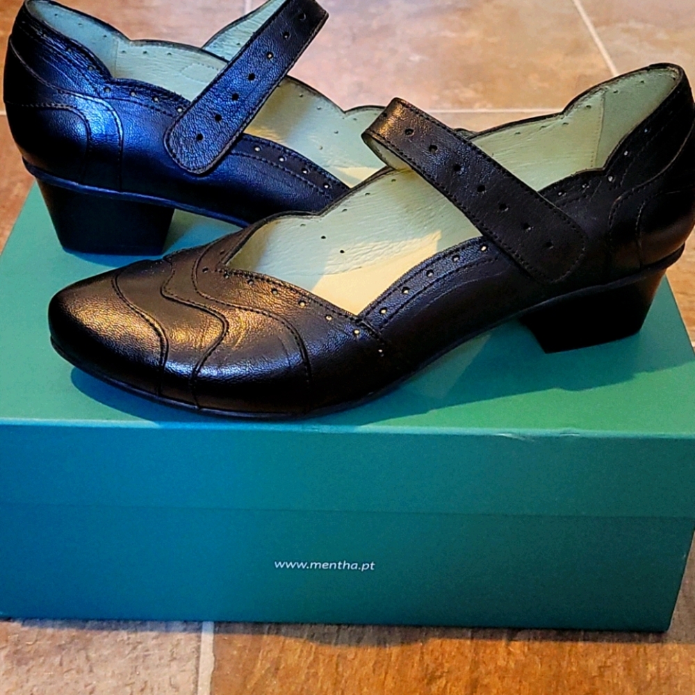 Mentha shoes